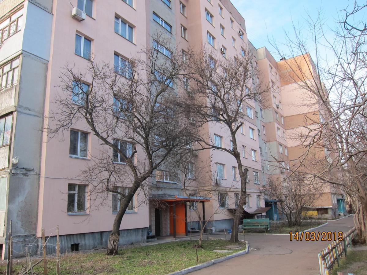 Комфортная 1-Комнатная Новопречистенская 1 Tscherkassy Exterior foto